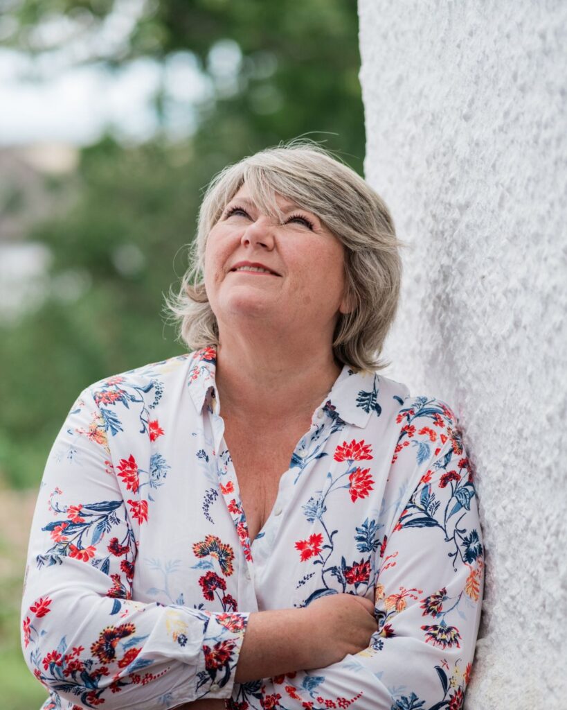 Portrait of Lynne Jones, wellbeing consultant and trainer